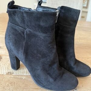 Sam Edelman Sianna Suede Ankle Boots - size 7.5